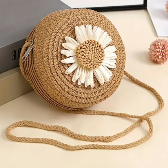 Daisy woven bag 4.7in - Picture 1 of 1